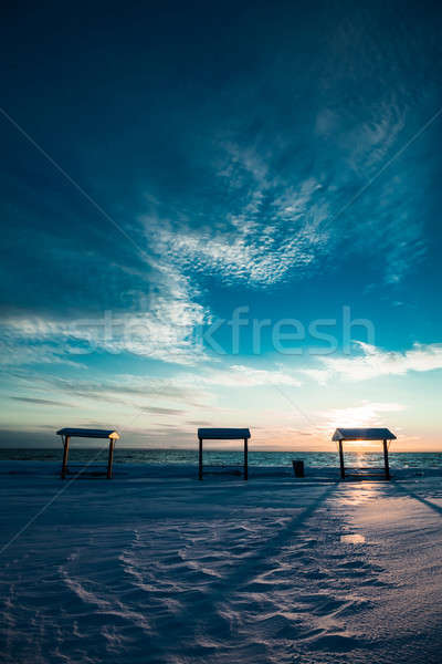 Picknicktafel zee winter geen mensen strand hout Stockfoto © aetb