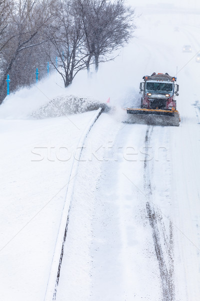 Schnee Autobahn LKW kalten Winter Tag Stock foto © aetb