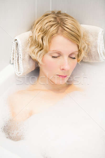 Foto stock: Mulher · jovem · adormecido · banho · relaxante · bubbles · mulher