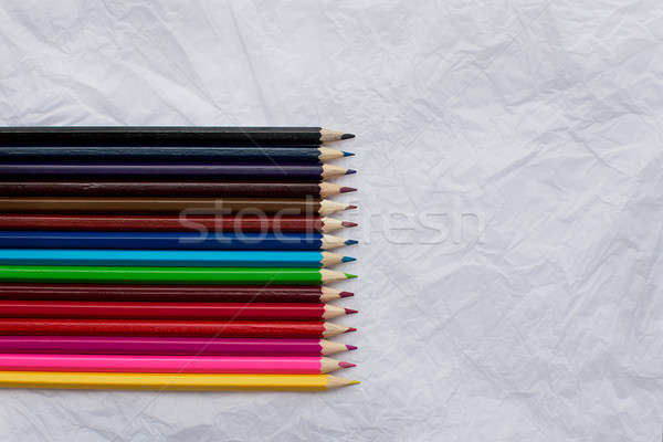 [[stock_photo]]: Crayons · ion · blanche · fiche · rangée