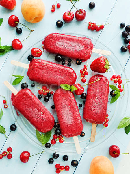ягодные шербет мороженого стекла пластина мелкий Сток-фото © AGfoto