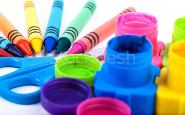 Fournitures scolaires ciseaux crayons bureau stylo fond [[stock_photo]] © AGorohov