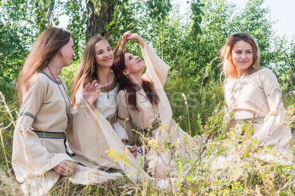 Schönen Frauen entspannenden Natur anziehend traditionellen Stock foto © Aikon