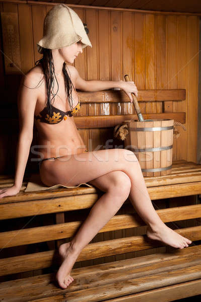 Genç kadın rahatlatıcı sauna genç güzel bir kadın sıcak Stok fotoğraf © Aikon