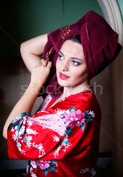 Mulher bonita toalha belo mulher jovem roupão de banho Foto stock © Aikon