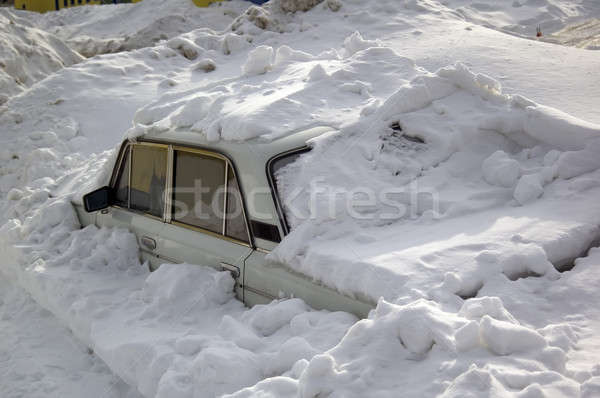 Stockfoto: Sneeuw · auto · verloren · winterseizoen · boom · weg