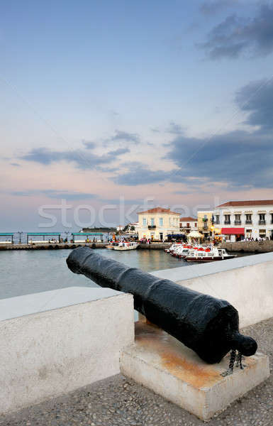 Starych armata wyspa wskazując nowego port Zdjęcia stock © akarelias