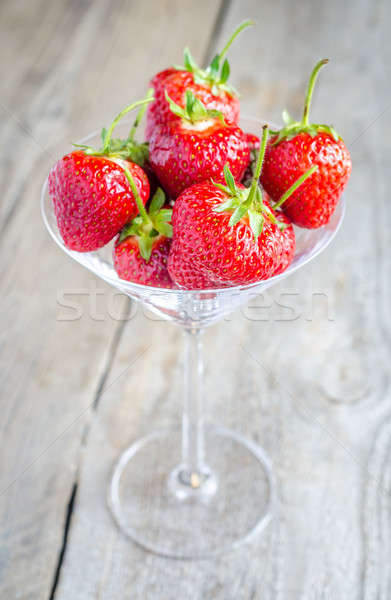 Frescos fresas vaso de martini alimentos naturaleza jardín Foto stock © Alex9500