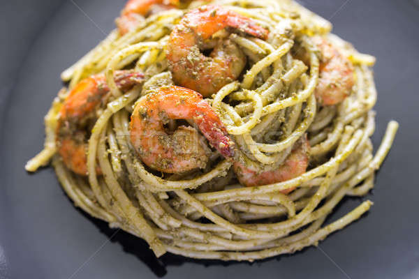 Foto stock: Macarrão · pesto · molho · fundo · prato · almoço