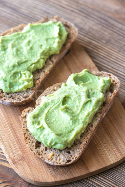 Foto d'archivio: Fette · tostato · pane · avocado · verde · bordo