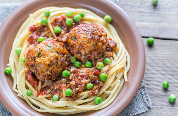 Foto d'archivio: Turchia · polpette · pasta · fresche · piselli · alimentare