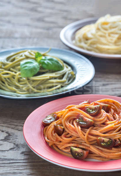 Farbenreich Spaghetti Zutaten Hintergrund Restaurant grünen Stock foto © Alex9500