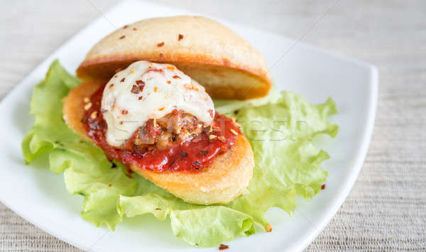 Sándwich salsa de tomate mozzarella alimentos hoja mesa Foto stock © Alex9500