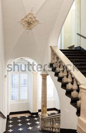Innenraum Architektur Wohnung alten Treppe Stock foto © alexandre_zveiger