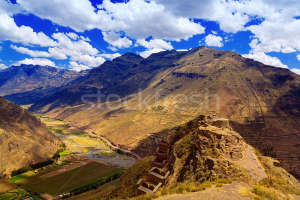 Râu pasăre cer peisaj călători munţi Imagine de stoc © alexeys