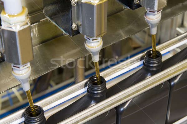 Süreç yağ şişeler yağlayıcı madde üretim tesis Stok fotoğraf © alexeys