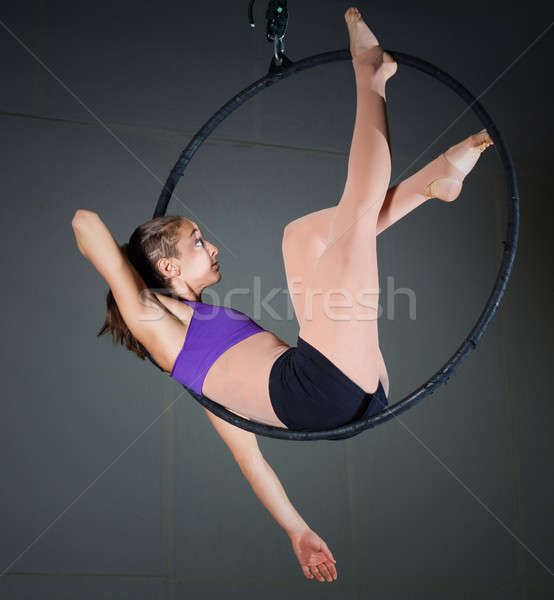 Gimnastyk piękna kobieta antena sportu fitness Zdjęcia stock © alexeys