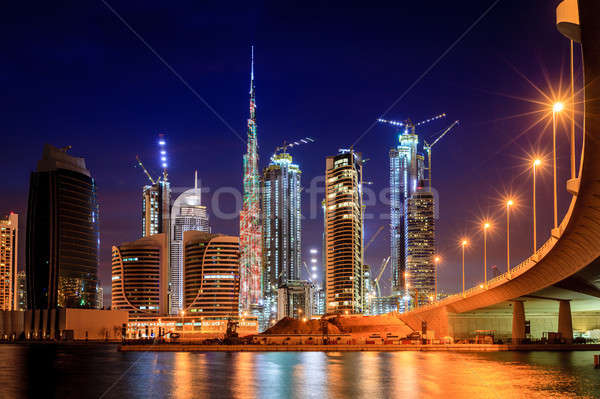 迪拜 市中心 天際線 視圖 夜 水 商業照片 © alexeys
