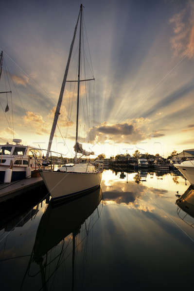 Zeilboot jachthaven zonsondergang hemel hdr afbeelding Stockfoto © alexeys