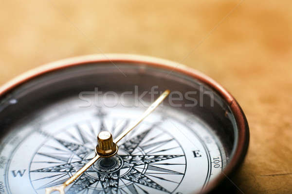 Boussole rétro antique objet cercle direction [[stock_photo]] © Alexstar