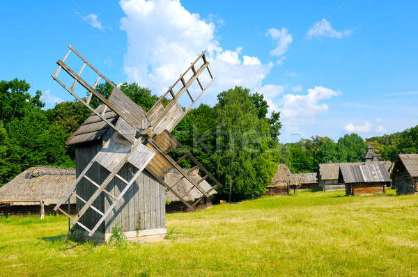 Сток-фото: старые · Windmill · области · трава · здании