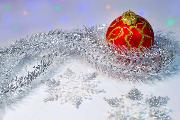 Karácsony labda hópelyhek csendélet piros golyók Stock fotó © AlisLuch