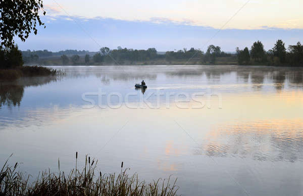 Pescador barco vela manana niebla Foto stock © AlisLuch