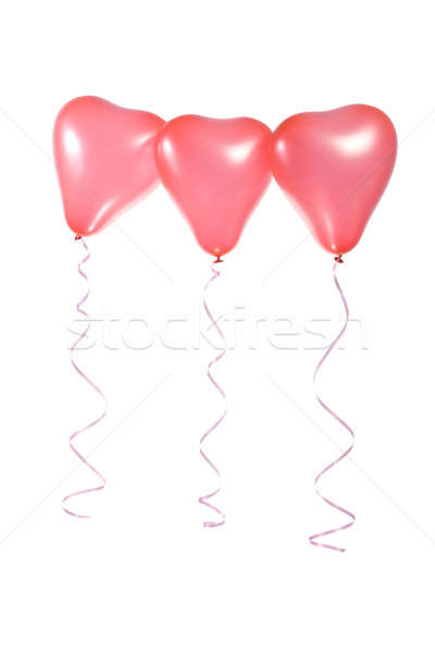 Foto stock: Tres · rojo · globos · forma · corazón · blanco