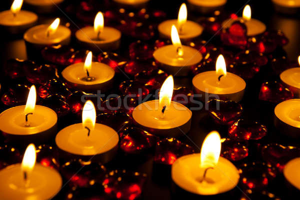 Palenie świece dekoracyjny czerwony serca strony Zdjęcia stock © All32
