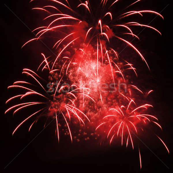 Focuri de artificii noapte cerul roşu cer artă noapte Imagine de stoc © All32