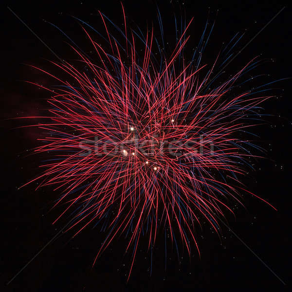 Mooie Rood vuurwerk nachtelijke hemel hemel kunst Stockfoto © All32