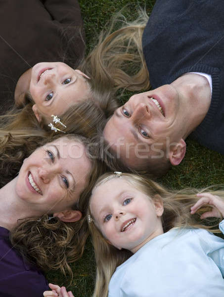 Famiglia divertimento felice erba ragazza ragazzi Foto d'archivio © allihays