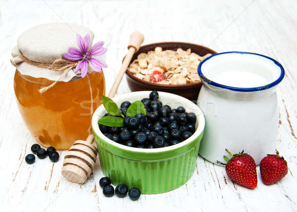 Stock photo: Muesli with berries