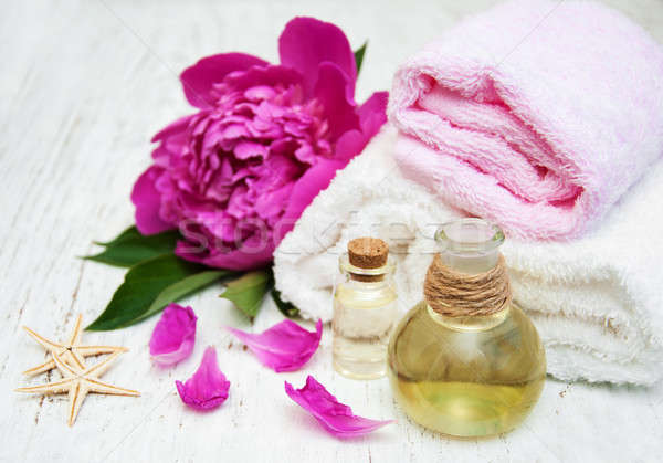 Stock foto: Blumen · Massage · Öle · Handtücher · Holz · Körper