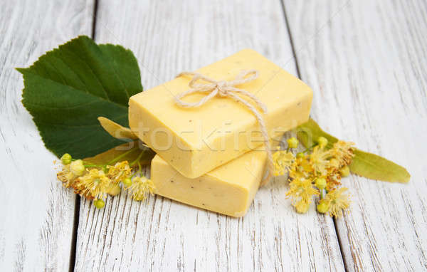 Kézzel készített hárs szappan virágok öreg fa asztal Stock fotó © almaje