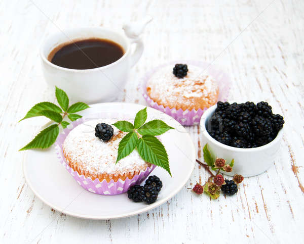 商業照片: 鬆餅 · 黑莓 · 老 · 木 · 木 · 咖啡