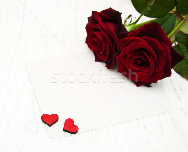 Stock foto: Rote · Rosen · Grußkarte · frischen · Papier · Liebe · Geburtstag