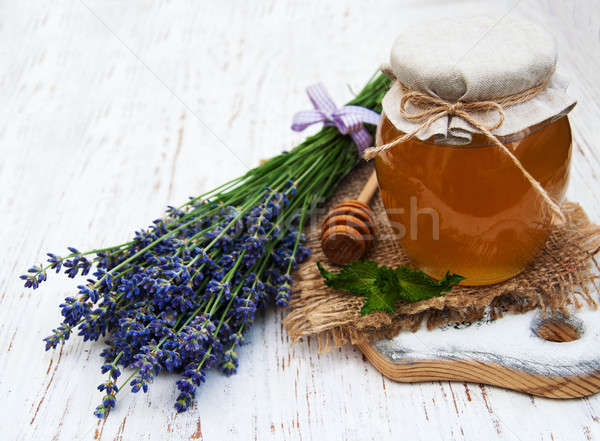 Honig Lavendel Blumen alten Holz Gesundheit Stock foto © almaje