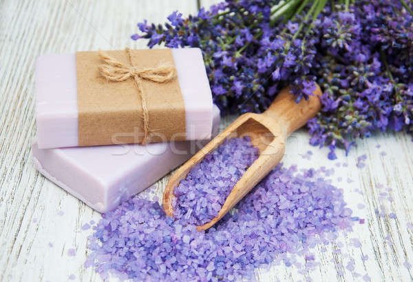 Lavendel zeezout zeep houten bloem bloemen Stockfoto © almaje