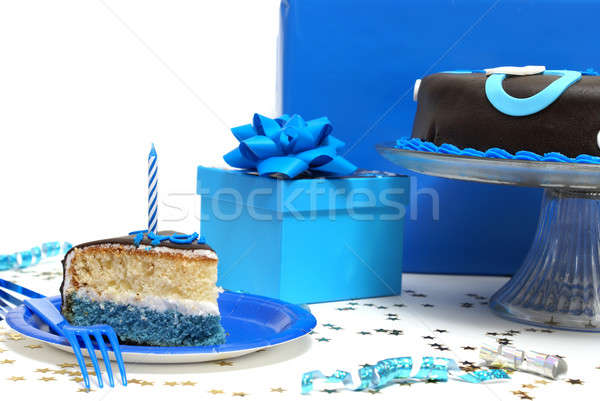 Festa de aniversário cena fora fatia bolo feliz Foto stock © AlphaBaby