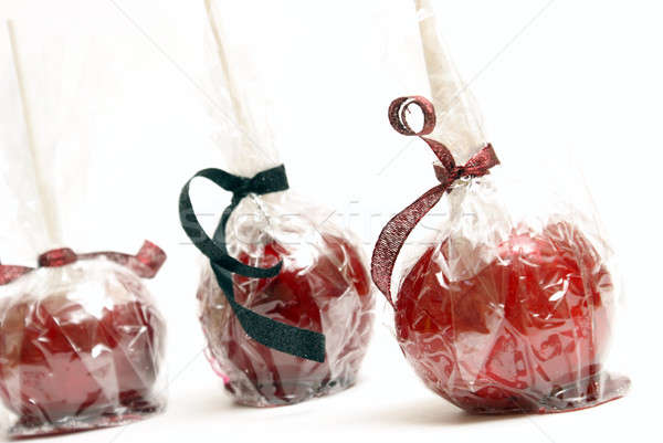 Trei bomboane mere afişa comestibil consum Imagine de stoc © AlphaBaby