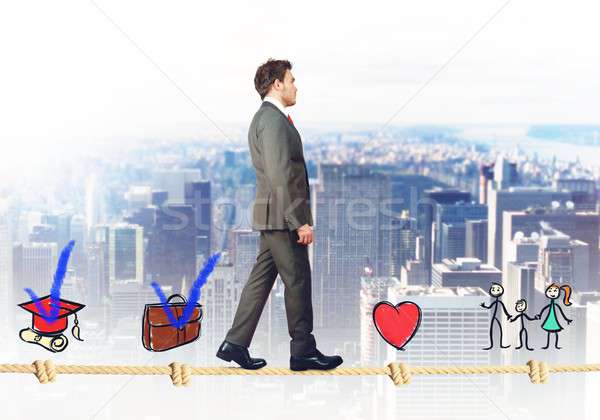 [[stock_photo]]: Réussi · affaires · marche · vie · corde · homme