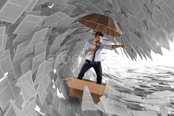 Navigeren storm bureaucratie man zeilen karton Stockfoto © alphaspirit