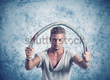 Elhatározás férfi kanyar vasaló sport tornaterem Stock fotó © alphaspirit
