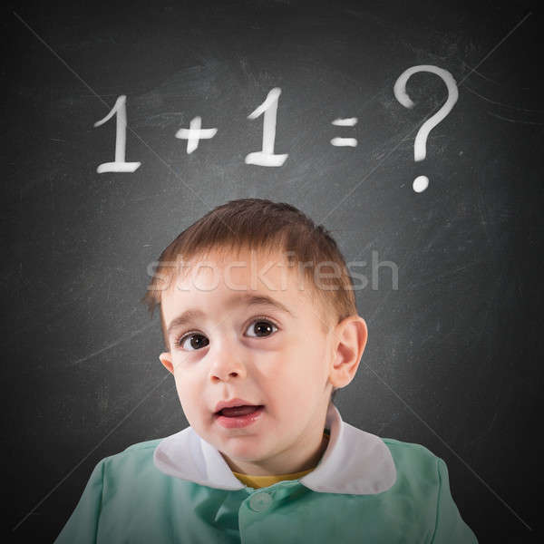 Nem egyszerű számítás kicsi gyermek iskolatábla Stock fotó © alphaspirit