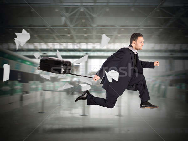 Homem mala aeroporto trabalhar empresário trabalhador Foto stock © alphaspirit
