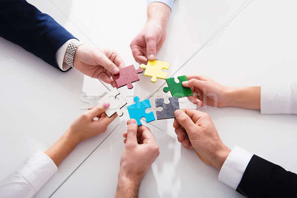 Stockfoto: Teamwerk · partners · integratie · startup · puzzelstukjes · zakenlieden
