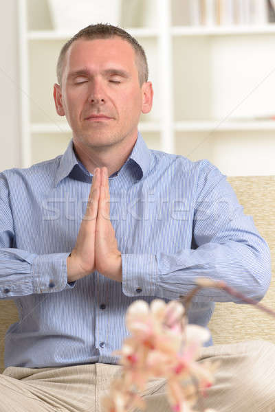 Stock fotó: Meditál · férfi · jóképű · férfi · otthon · munka · üzletember