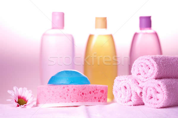 Bagno care cosmetici oggetti oliva shampoo Foto d'archivio © Amaviael