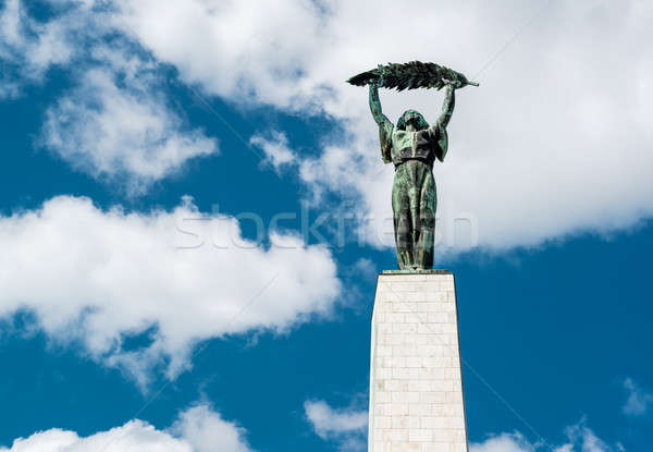 Hörcsög szobor szabadság Budapest Magyarország zöld Stock fotó © amok